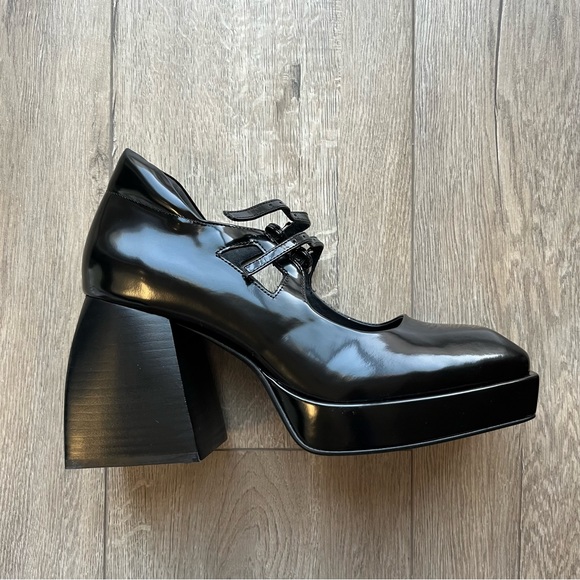 Jeffrey Campbell Corgi Double Strap Mary Jane Platform Pump - Picture 5 of 9